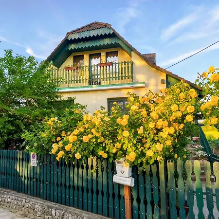Guest house Anzsu Lovasudvar 3*